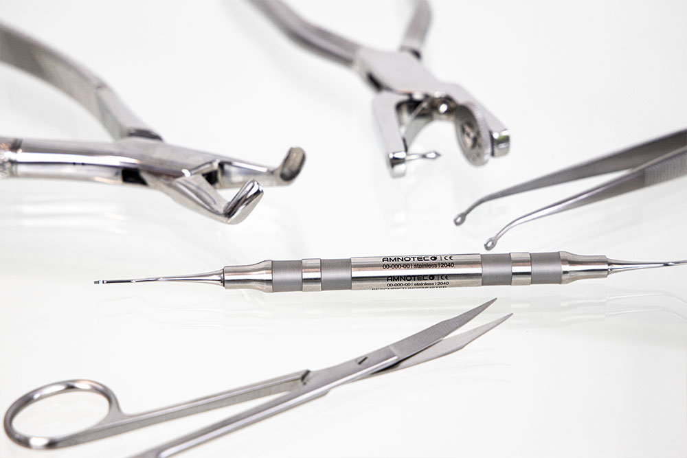 hirurška oprema i instrumenti