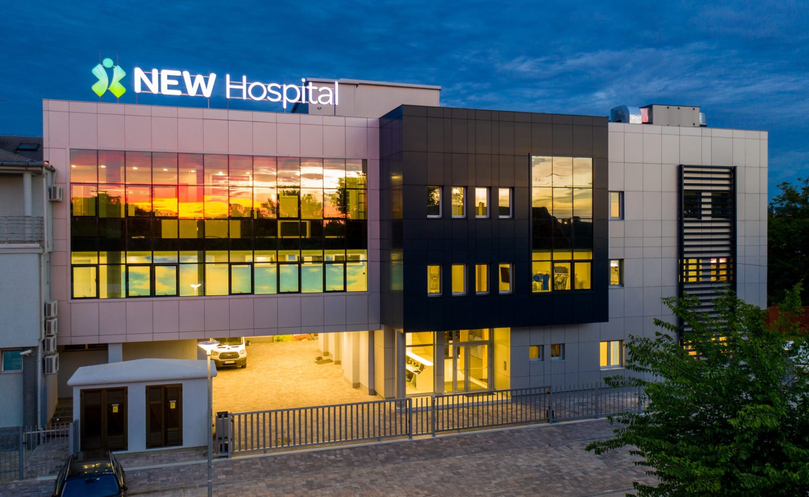 Opšta bolnica New Hospital pogled na zgradu